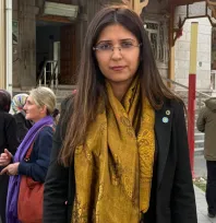 İYİ Partili Şahin, 10 Kasım Mevlidi okutup lokum dağıttı