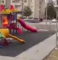 Kaydırağı yakan 15 yaşındaki çocuk yakalandı