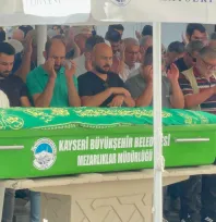Kayserde eşi tarafından kurşunlanan kadın defnedildi