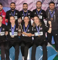 Kayseri Badminton Spor Kulübü namağlup şampiyon oldu