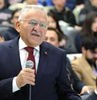 Kayseri Girişimcilik Zirvesi'nde Genç Girişimcilere Destek