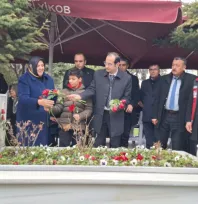 Kayseri'nin ilk kadın şehidi Ayşegül Pürnek, kabri başında dualarla anıldı