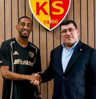 Kayserispor, sağ bek Joshua Brenet'i transfer etti