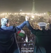 Mahmut Arıkan'a Pakistan'da coşkulu karşılama