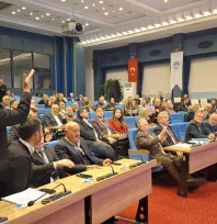 Meclis toplantısında 'Pankart Krizi'