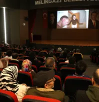 Melikgazi'den İşitme Engellilere Özel Film Gösterimi