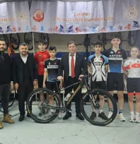 Müdür Kabakcı, 'Alınan eğitimler, gençlerimizin yeteneklerini keşfetmelerini sağlıyor'