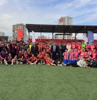 Okul Sporları Futbol Genç Erkekler – Kızlar A müsabakaları sona erdi