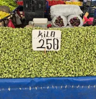 Pazar tezgahlarının en pahalı ürünü bamya oldu