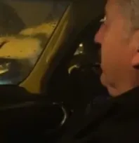 Sabahın ilk ışıklarıyla çalışmaya başladı, karlı yollar açıldı