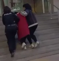 Silahla tehdit suçundan 12 yıl hapis cezasıyla aranan kadın yakalandı