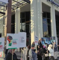 Starbucks Önünde Vicdan Nöbeti: Boykot için Sessiz Direniş Sürüyor