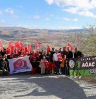 Talas Belediyesi'nden 29 Ekim'e Anlamlı Ağaç Dikme Etkinliği