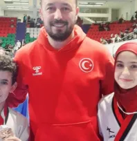 Tekvandocu Ahmet Taha ile Yaren Türkiye Şampiyonasından madalyayla döndü