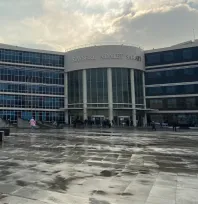 Uyuşturucu sanığı: 'Kafe sahibi madde götürmem için bana para verdi'