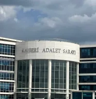 Uyuşturucu sanığı suçlamayı reddetti : 'Tedavi amaçlı kullanacaktım'