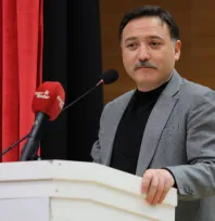 Vali Çiçek, 'Bağımlılıkla mücadelenin en önemli adımı, süreci hiç başlatmamaktır'