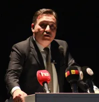 Vali Çiçek: 'Öğretmenlik, millete adanmış bir ömürdür'