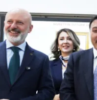 Vali Çiçek'ten 'öğrencilere ücretsiz kahvaltı projesine' takdir