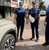 Zabıta'tab Uyarı: 'Kaldırımlar yayaların, yollar araçların'