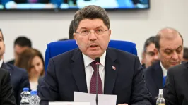 Bakan Tunç, '12 ceza, 5 hukuk dairesi olmak üzere 17 yeni daire faaliyete geçirdik'