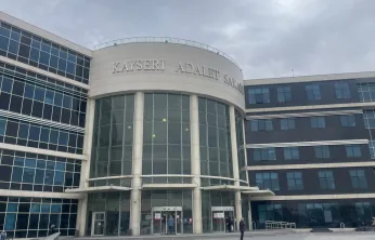 3 kişinin yaralandığı silahlı kavga nedeniyle açılan davaya devam edildi