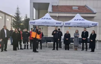 AFAD, öğrencilerle deprem tatbikatı gerçekleştirdi