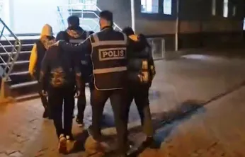 Asri mezarlıkta kuru sıkı tabanca sıkan 4 çocuk yakalandı