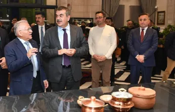 Bakan Tekin'den Kayseri Mutfak Sanatları'na Övgü