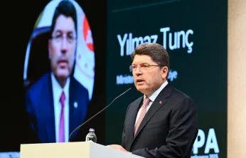 Bakan Tunç, 'Şehitler verdiğimiz terör belasından kurtulmanın eşiğindeyiz'