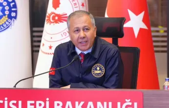 Bakan Yerlikaya, '8 Aralıktan bu yana ülkesine dönen Suriyeli kardeşlerimizin sayısı 550 bin oldu'