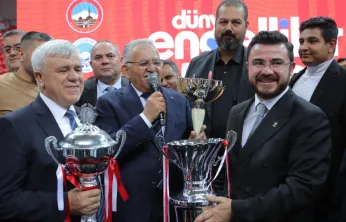 Başkan Büyükkılıç, Engelli Spor Kulüpleriyle bir araya geldi