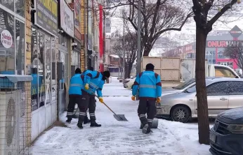 Başkan Çolakbayrakdar, 'Kar temizleme çalışmalarımız devam ediyor'