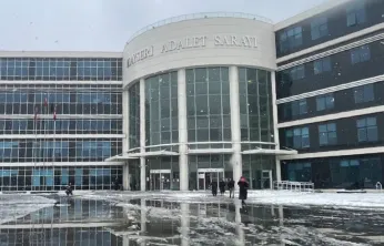 Cep telefonu yağmadan yargılanan sanıklar suçlamayı reddetti