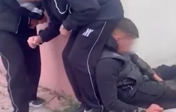 Çevreye rahatsızlık veren 3 şahıs yakalandı