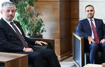 Çopuroğlu, Kayseri'ye TOGG servisi talebini Bakan Kıcır'a İletti