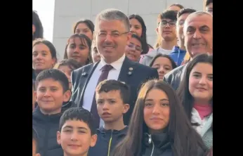Çopuroğlu: 'Meclisimize gelen 76 öğrencimiz belki de geleceğin siyasetçileri olacak'