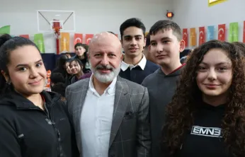 'Donanımlı Gençlik, Güçlü Türkiye'nin Temelidir'