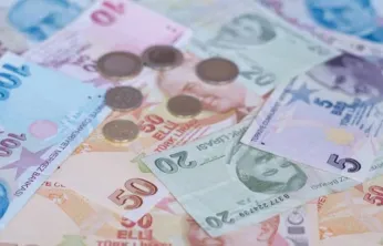 En düşük emekli aylığı 20 bin lira oluyor