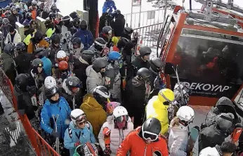 Erciyes'te kar kalınlığı 179 santimetreye ulaştı