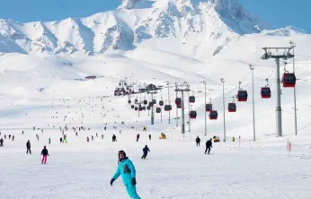 Erciyes'te kar kalınlığı 96 santimetreye yükseldi