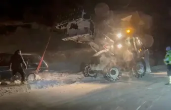 Erciyes yolunda mahsur kalan 3 vatandaş kurtarıldı