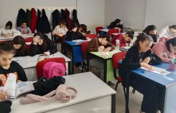 Genç Kaymek'te Deneme Sınavı Heyecanı