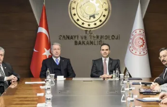 Hulusi Akar, Bakan Kacır ile şehrin projelerini görüştü