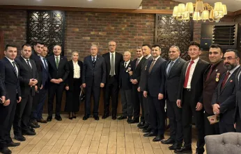 Hulusi Akar Şehit Aileleri ve Gazilerle Buluştu: 'Her Zaman Bir ve Beraberiz'