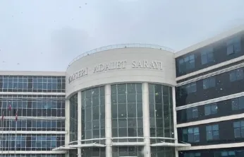 İki kişinin yaşamını yitirdiği trafik kazası nedeniyle açılan davaya devam edildi