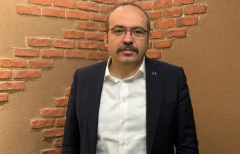 İYİ Partili Alparslan, 'Dolandırılan parayı yerine koymak için belediye kaç parsel satacak?'