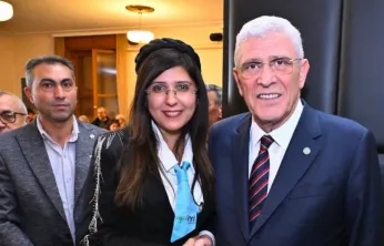 İYİ Partili Hakkomaz Şahin, 'Bazı fotoğraflar tarihe not düşer: Talas'ta bir meşale yaktık'