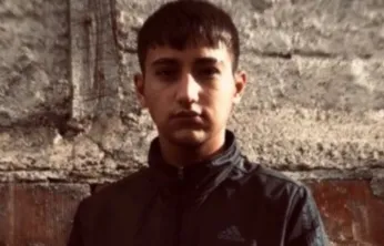 Kahvehanede bıçaklanarak öldürülen genç toprağa verildi