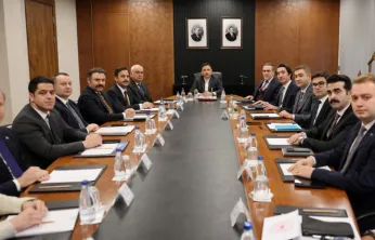 Kayseri'de kaymakamlar ile birlikte ilçe gündemi masaya yatırıldı